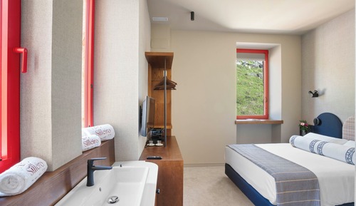 Habitación Vista Montaña Cama de matrimonio