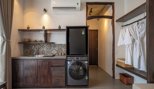 Deluxe Studio, Balcony, Courtyard View