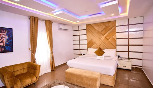 Luxury Single Room, 1 King Bed, Executive Level