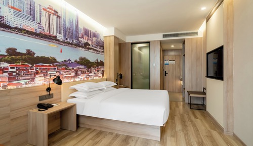 Comfort Single Room, City View