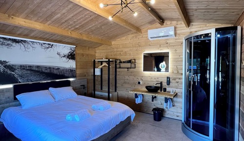 Luxury Chalet, Pool View