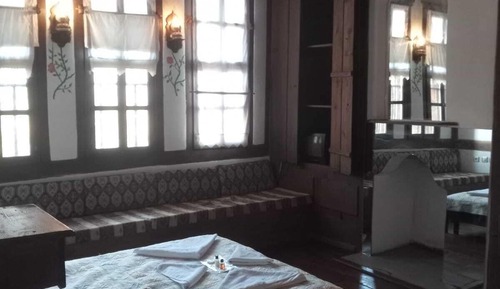 Romantic Double Room, Valley View