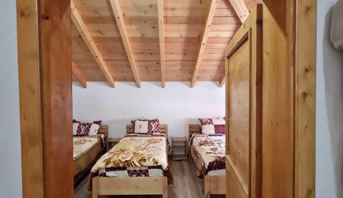 Comfort Quadruple Room, Mountain View