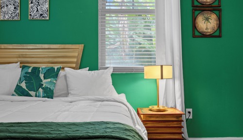 Room, Multiple Beds