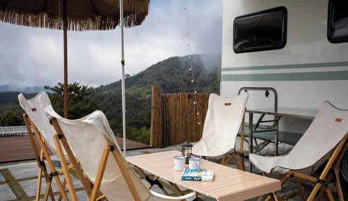 The Exclusive Caravan