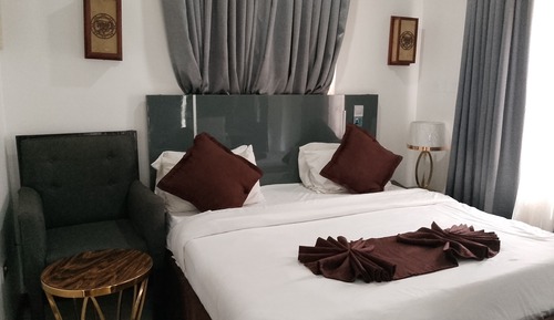 Executive Room