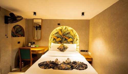 Deluxe Room, Balcony