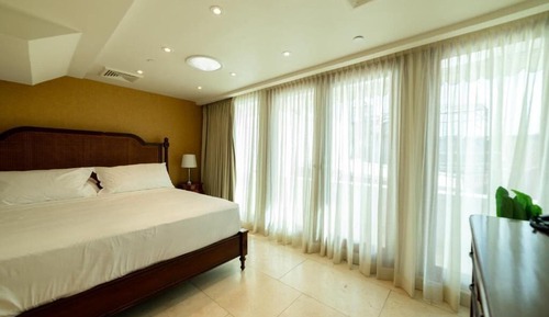 Luxury Room