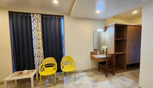 Premium Room, City View
