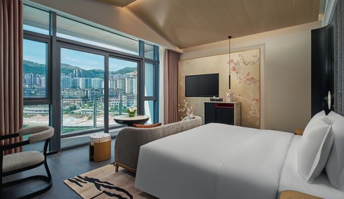 1 King Premium River View