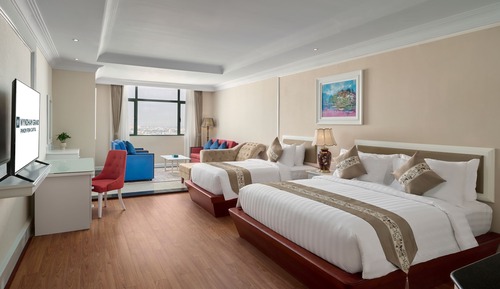 Deluxe Room, Multiple Beds, Non Smoking