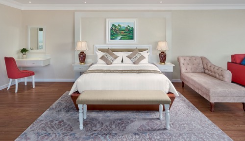 Club Deluxe Room