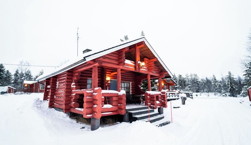 4 ppl. Log Cabin with shower