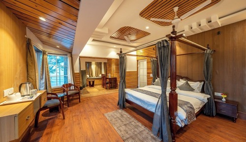 Grand Bungalow