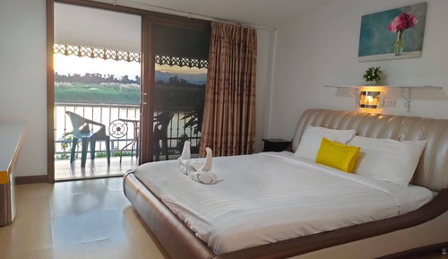 Deluxe Double Room, River View
