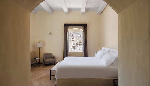 Junior Room