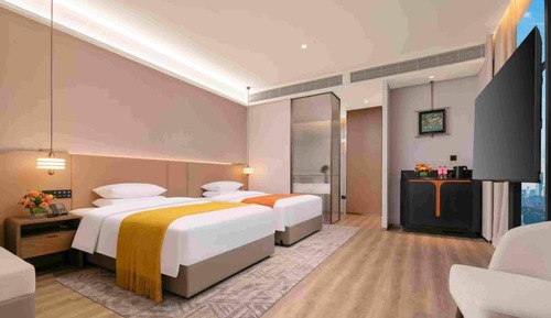 Deluxe Room, Multiple Beds (Super)