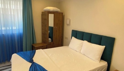 Classic Twin Room, City View