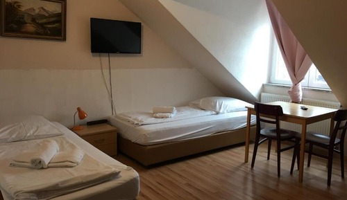 Condo, 2 Bedrooms