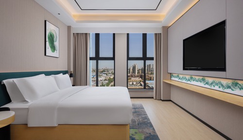 Deluxe Suite, 1 King Bed