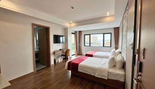 Deluxe Double or Twin Room, City View