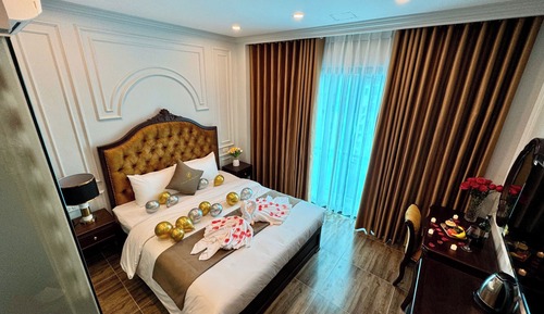 Basic Double Room, Balcony, City View