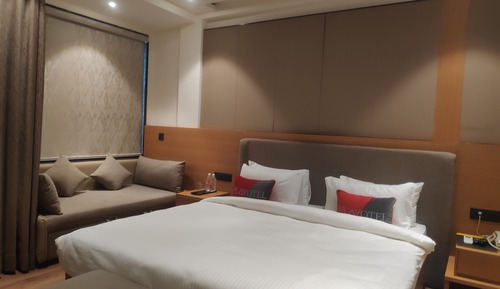 Deluxe Double Room, Pool View