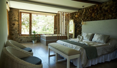 Comfort Suite, Resort View