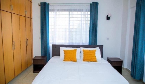 Deluxe Apartment