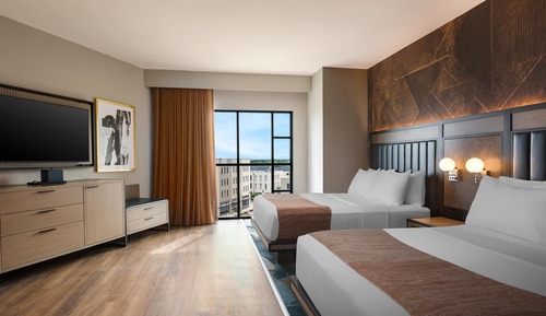 Room, 2 Queen Beds, Accessible, Bathtub (Mobility & Hearing)