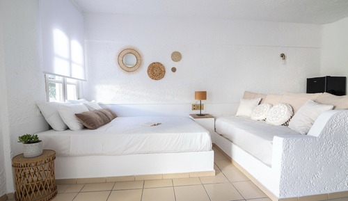 Basic Triple Room, Courtyard View