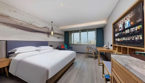 Superior Double Room, City View