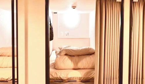 Economy Room, Women only, Non Smoking