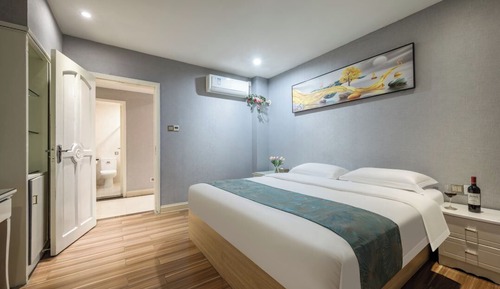 Comfort Double Room, City View