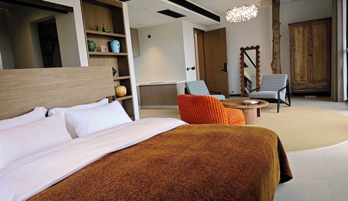 Design Double Room, Patio, Hill View