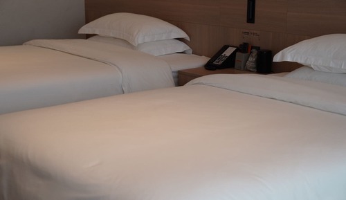 Comfort Twin Room