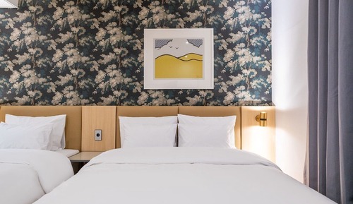 Deluxe Twin Room, City View