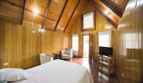 Deluxe Cabin, Garden View