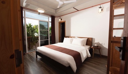 Deluxe Single Room, Balcony, City View
