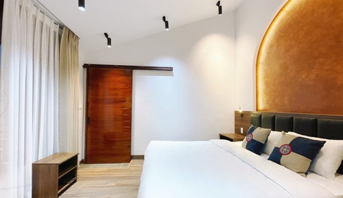 Basic Double Room, Garden View