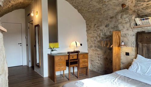 Suite, River View