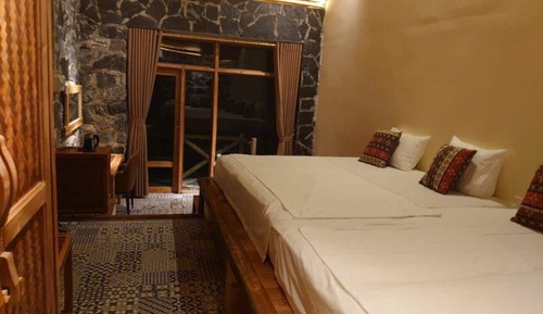 Deluxe Double or Twin Room, Hill View