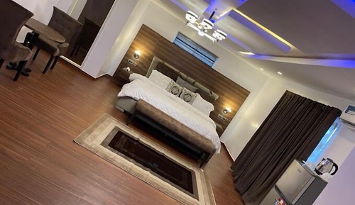 Luxury Apartment, Balcony, City View