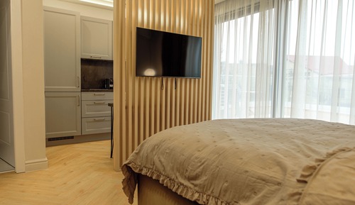 Deluxe Apartment, Garden View