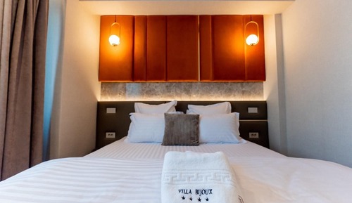Classic Double Room, City View