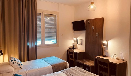 Deluxe Twin Room