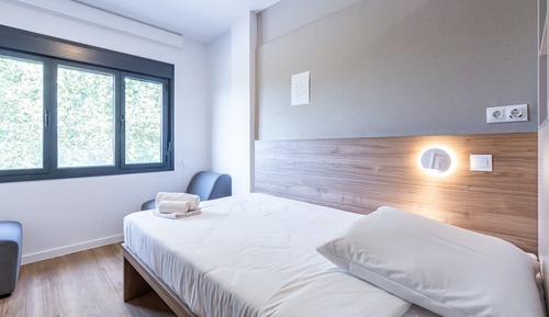 Studio, Private Bathroom (Twin)