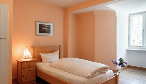 Economy Single Room, Shared Bathroom