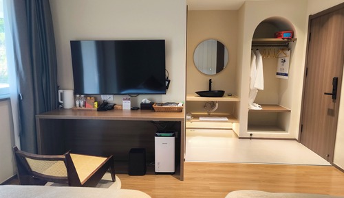 Basic Twin Room, Courtyard View
