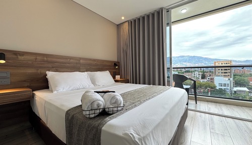 Deluxe Studio, 1 Bedroom, Balcony